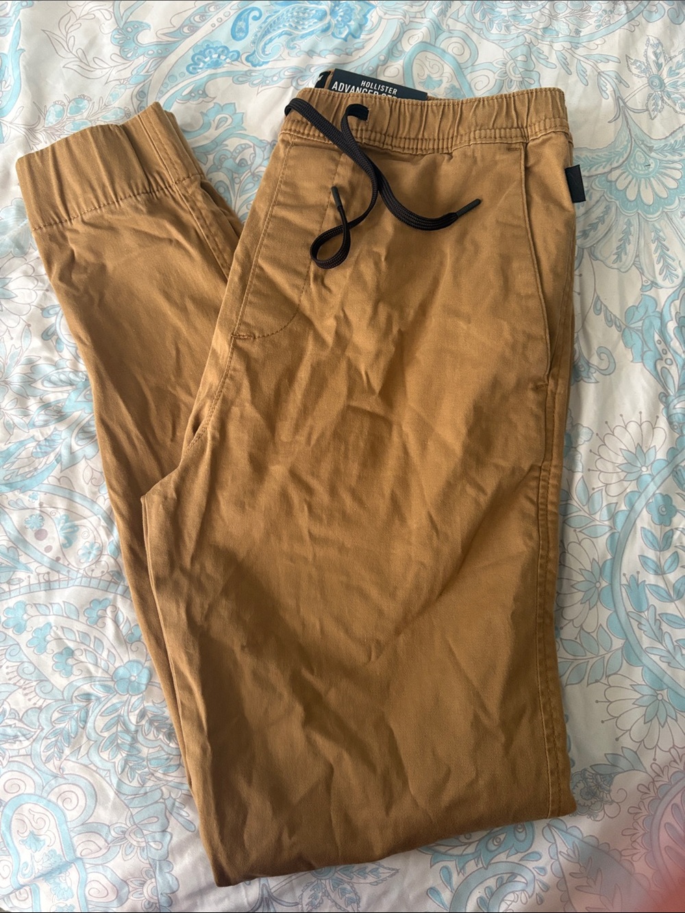 Hollister Men’s Advanced stretch skinny Jogger Pants - Brown MT